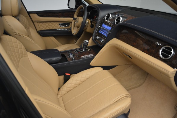 Used 2017 Bentley Bentayga W12 for sale Sold at Rolls-Royce Motor Cars Greenwich in Greenwich CT 06830 25