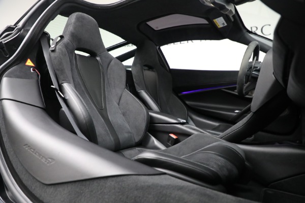Used 2018 McLaren 720S Performance for sale Call for price at Rolls-Royce Motor Cars Greenwich in Greenwich CT 06830 24