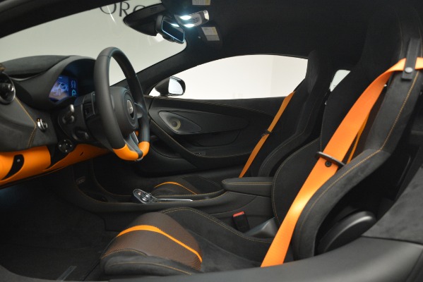 New 2019 McLaren 570S Coupe for sale Sold at Rolls-Royce Motor Cars Greenwich in Greenwich CT 06830 17