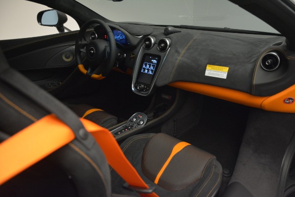 New 2019 McLaren 570S Coupe for sale Sold at Rolls-Royce Motor Cars Greenwich in Greenwich CT 06830 19