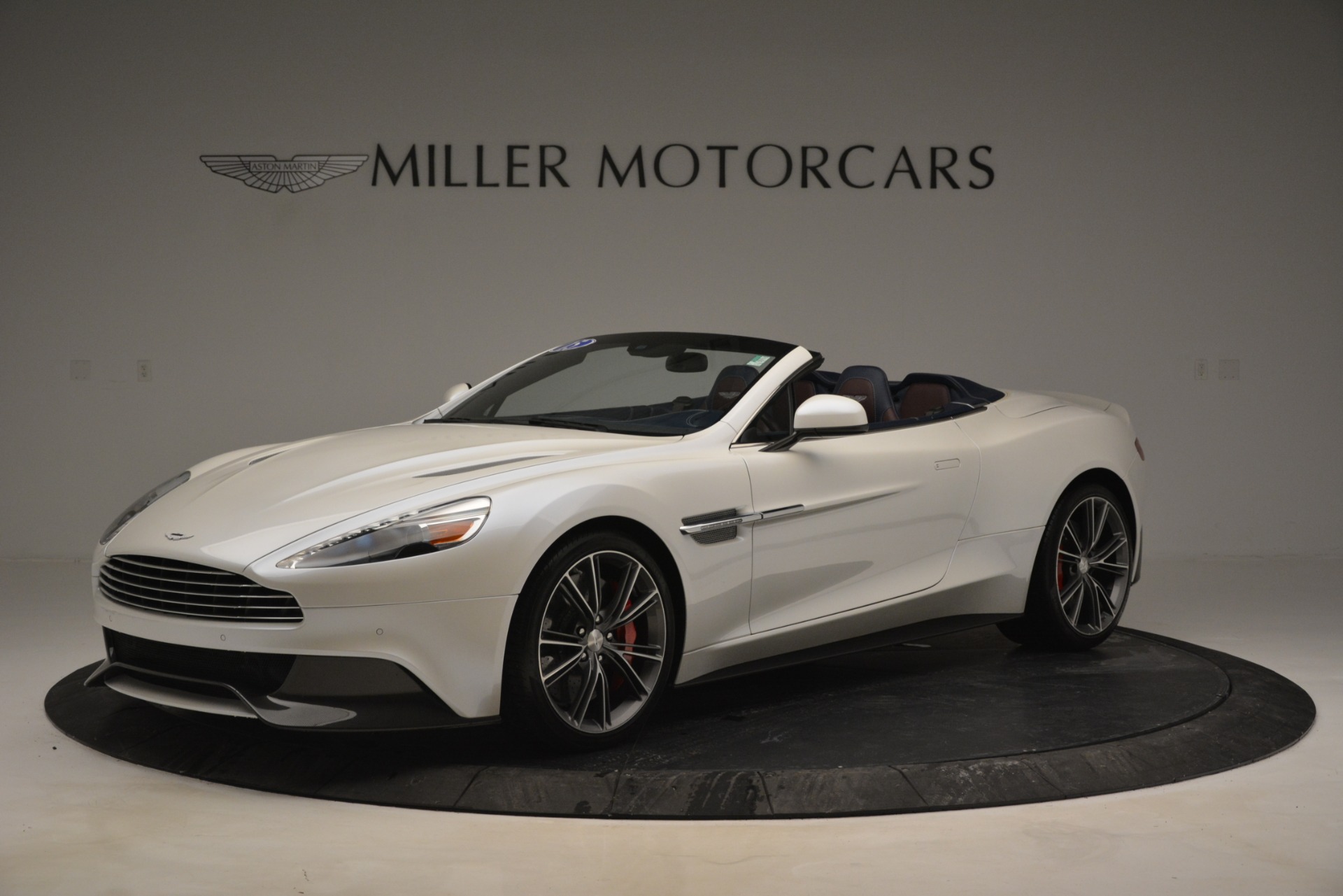 Used 2015 Aston Martin Vanquish Convertible for sale Sold at Rolls-Royce Motor Cars Greenwich in Greenwich CT 06830 1
