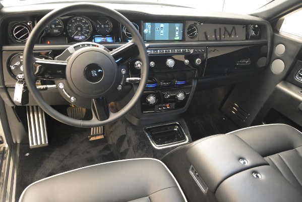 Used 2014 Rolls-Royce Phantom for sale Sold at Rolls-Royce Motor Cars Greenwich in Greenwich CT 06830 18