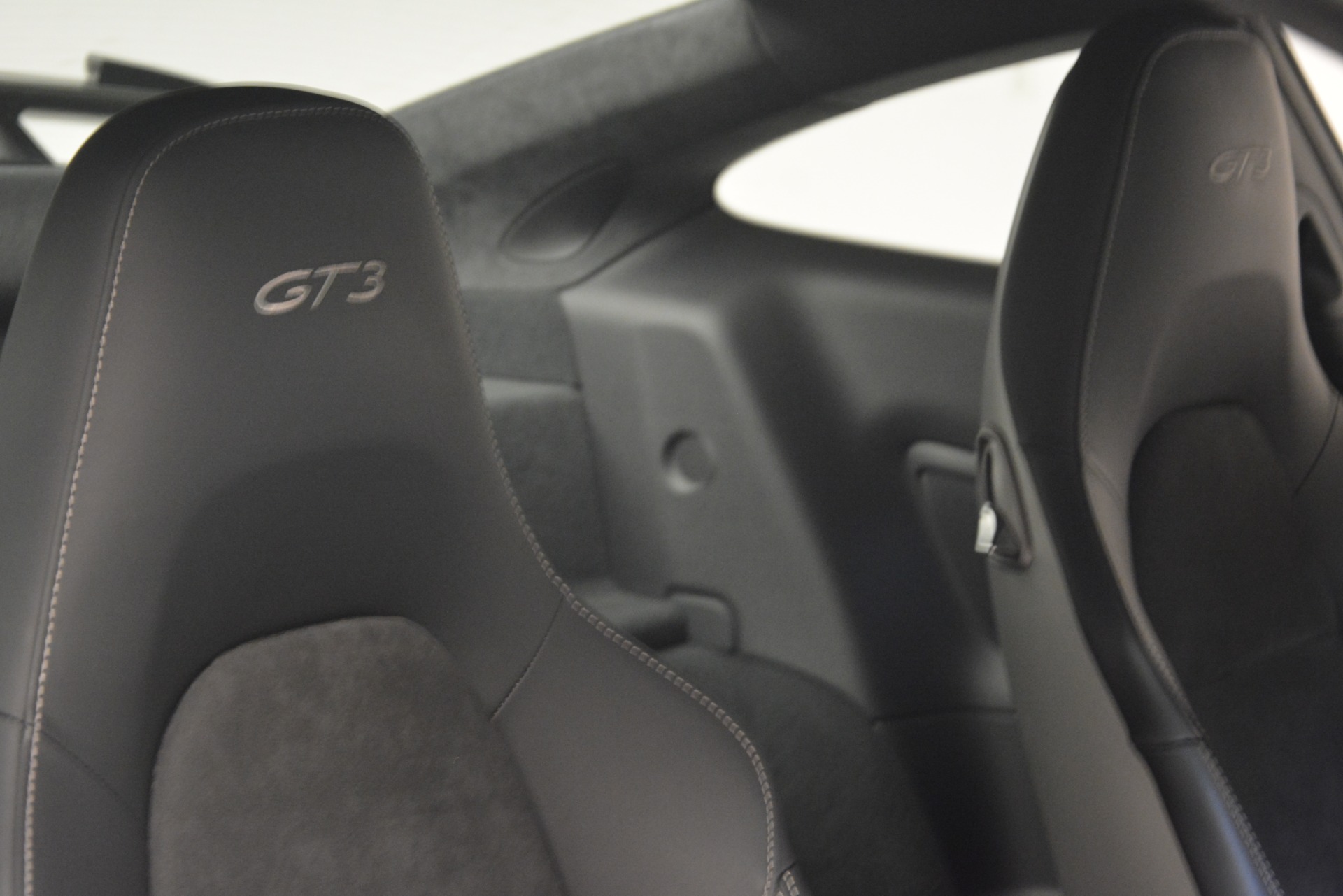 Used 2015 Porsche 911 GT3 for sale Sold at Rolls-Royce Motor Cars Greenwich in Greenwich CT 06830 22
