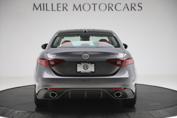 New 2019 Alfa Romeo Giulia Ti Sport Q4 for sale Sold at Rolls-Royce Motor Cars Greenwich in Greenwich CT 06830 6