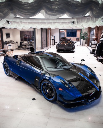 Used 2017 Pagani Huayra BC for sale Sold at Rolls-Royce Motor Cars Greenwich in Greenwich CT 06830 4