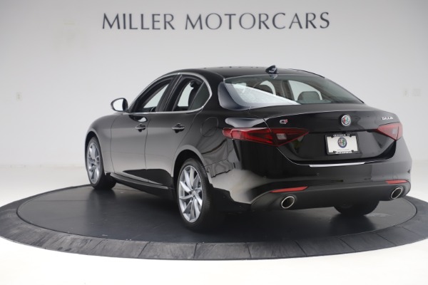 New 2019 Alfa Romeo Giulia Q4 for sale Sold at Rolls-Royce Motor Cars Greenwich in Greenwich CT 06830 5