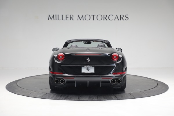 Used 2016 Ferrari California T for sale $175,900 at Rolls-Royce Motor Cars Greenwich in Greenwich CT 06830 6