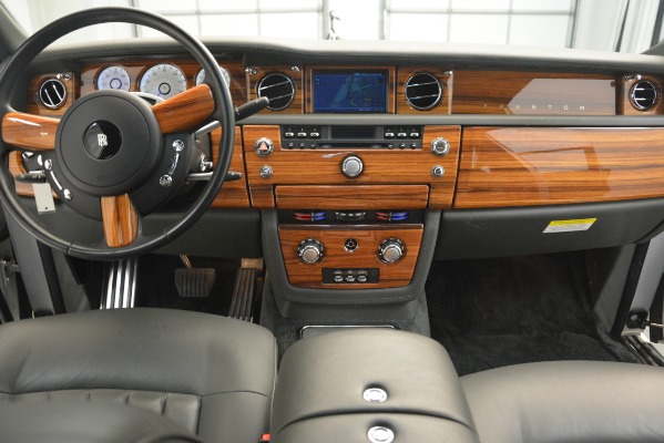 Used 2007 Rolls-Royce Phantom for sale Sold at Rolls-Royce Motor Cars Greenwich in Greenwich CT 06830 23