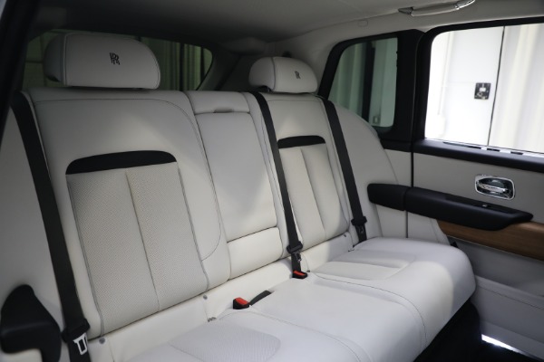 Used 2019 Rolls-Royce Cullinan for sale $329,900 at Rolls-Royce Motor Cars Greenwich in Greenwich CT 06830 24