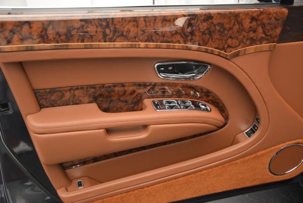 Used 2016 Bentley Mulsanne Speed for sale Sold at Rolls-Royce Motor Cars Greenwich in Greenwich CT 06830 15