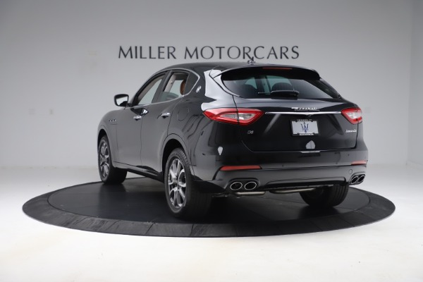 New 2019 Maserati Levante Q4 for sale Sold at Rolls-Royce Motor Cars Greenwich in Greenwich CT 06830 5