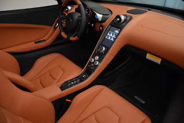 Used 2015 McLaren 650S Spider Convertible for sale Sold at Rolls-Royce Motor Cars Greenwich in Greenwich CT 06830 25