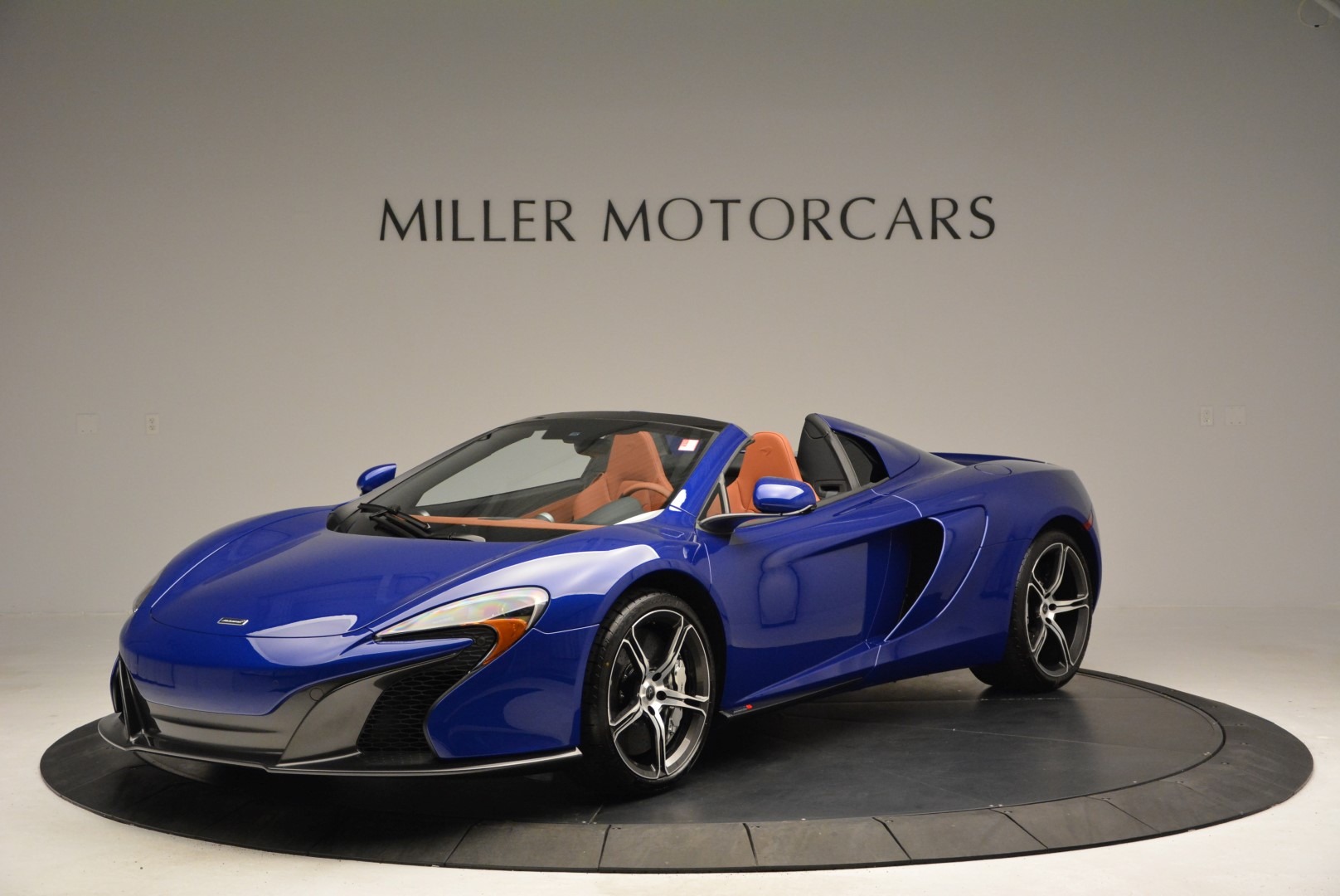 Used 2015 McLaren 650S Spider Convertible for sale Sold at Rolls-Royce Motor Cars Greenwich in Greenwich CT 06830 1