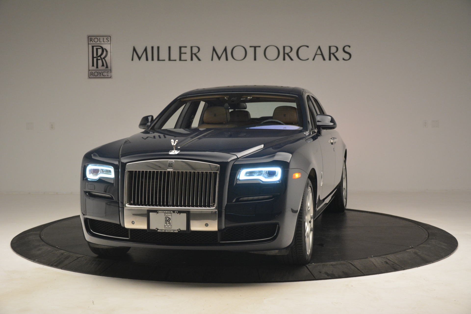 Used 2015 Rolls-Royce Ghost for sale Sold at Rolls-Royce Motor Cars Greenwich in Greenwich CT 06830 1