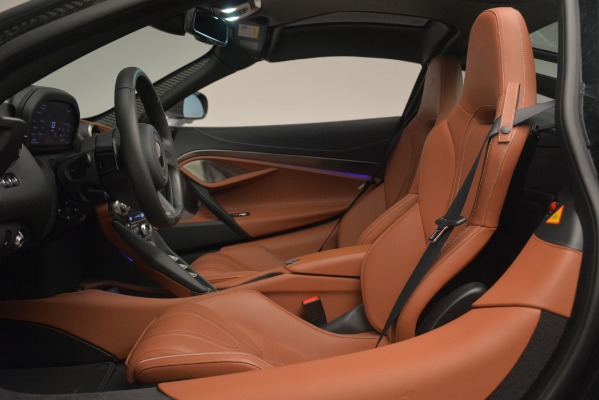 Used 2018 McLaren 720S Coupe for sale Sold at Rolls-Royce Motor Cars Greenwich in Greenwich CT 06830 16