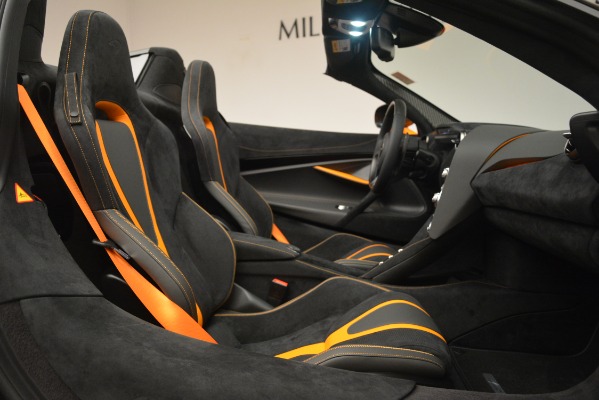 New 2020 McLaren 720S Spider for sale Sold at Rolls-Royce Motor Cars Greenwich in Greenwich CT 06830 25