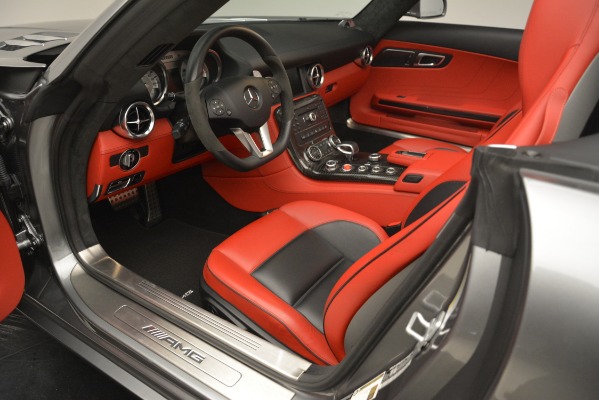 Used 2012 Mercedes-Benz SLS AMG Roadster for sale Sold at Rolls-Royce Motor Cars Greenwich in Greenwich CT 06830 20