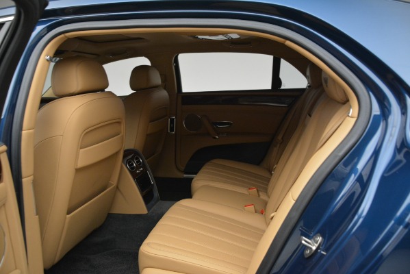 Used 2016 Bentley Flying Spur V8 for sale $93,900 at Rolls-Royce Motor Cars Greenwich in Greenwich CT 06830 21