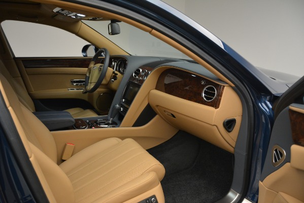 Used 2016 Bentley Flying Spur V8 for sale $93,900 at Rolls-Royce Motor Cars Greenwich in Greenwich CT 06830 25