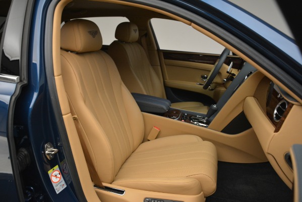 Used 2016 Bentley Flying Spur V8 for sale $93,900 at Rolls-Royce Motor Cars Greenwich in Greenwich CT 06830 26