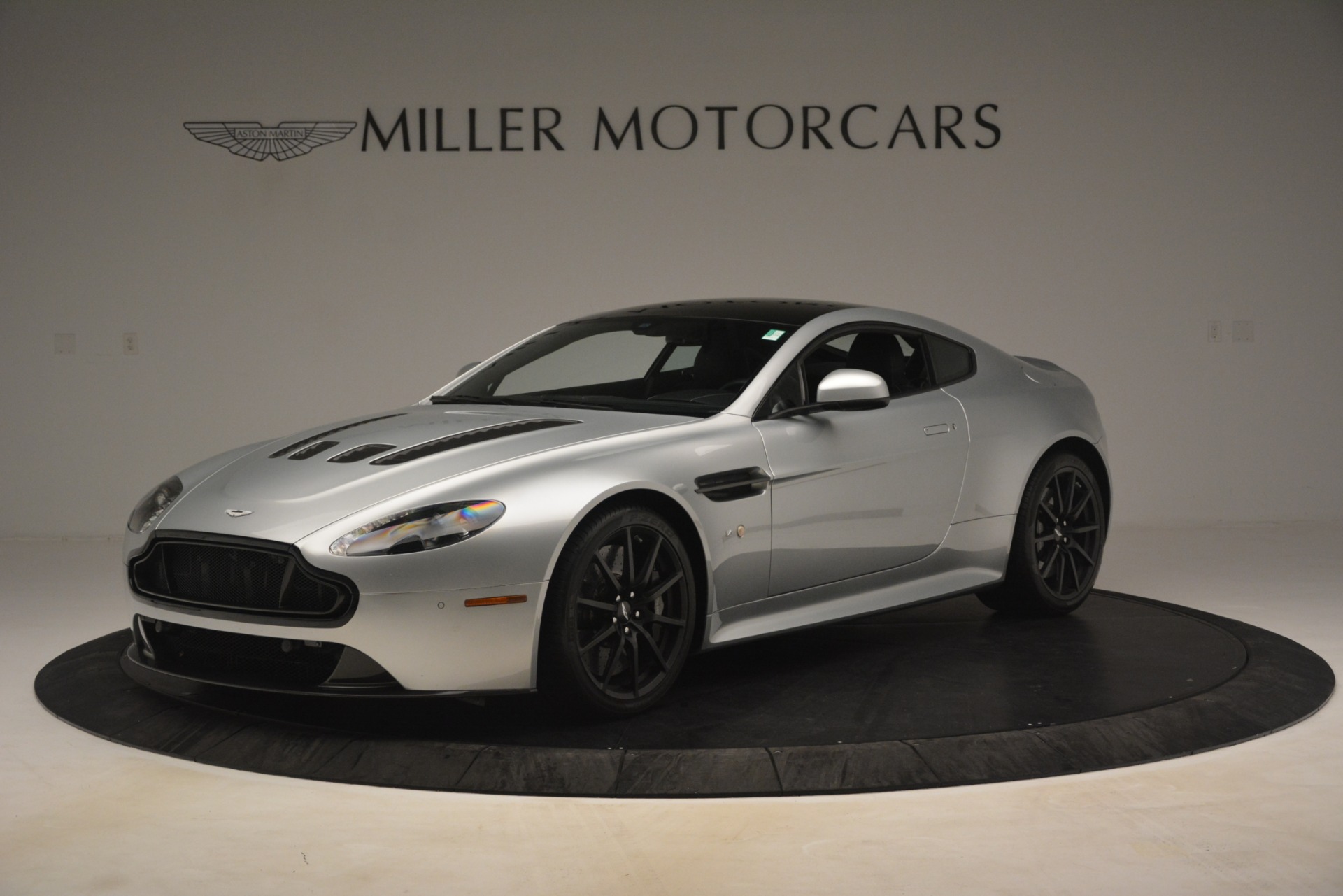 Used 2015 Aston Martin V12 Vantage S Coupe for sale Sold at Rolls-Royce Motor Cars Greenwich in Greenwich CT 06830 1