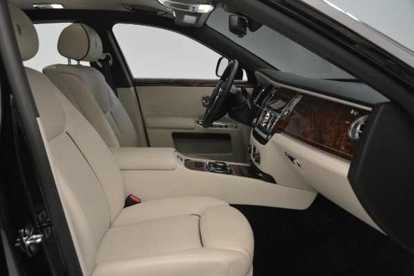 Used 2016 Rolls-Royce Ghost for sale Sold at Rolls-Royce Motor Cars Greenwich in Greenwich CT 06830 18