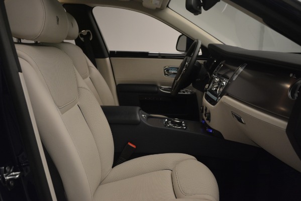 Used 2016 Rolls-Royce Ghost for sale Sold at Rolls-Royce Motor Cars Greenwich in Greenwich CT 06830 13