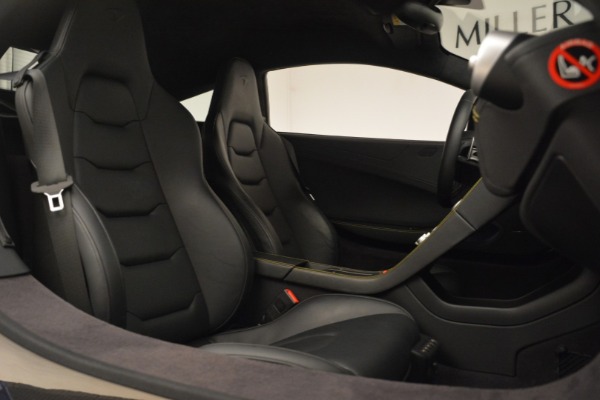 Used 2015 McLaren 650S Coupe for sale $145,900 at Rolls-Royce Motor Cars Greenwich in Greenwich CT 06830 26
