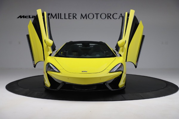 Used 2019 McLaren 570S Spider for sale Sold at Rolls-Royce Motor Cars Greenwich in Greenwich CT 06830 17