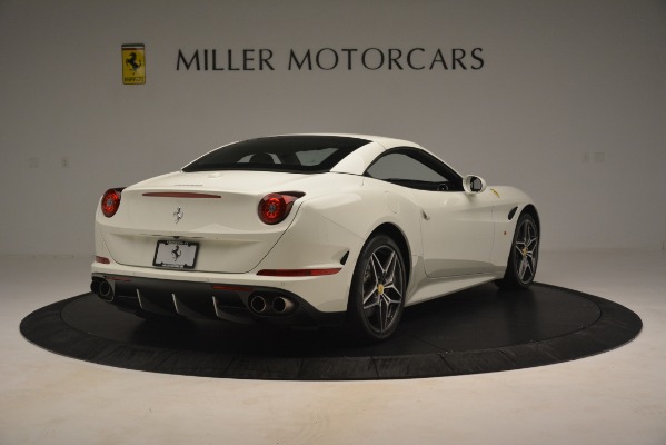 Used 2016 Ferrari California T for sale Sold at Rolls-Royce Motor Cars Greenwich in Greenwich CT 06830 17