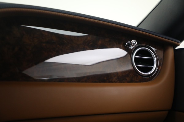 Used 2013 Bentley Continental GT V8 for sale $77,900 at Rolls-Royce Motor Cars Greenwich in Greenwich CT 06830 28