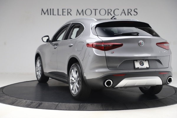 New 2019 Alfa Romeo Stelvio Ti Lusso Q4 for sale Sold at Rolls-Royce Motor Cars Greenwich in Greenwich CT 06830 5