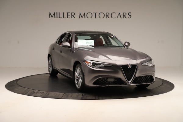 New 2019 Alfa Romeo Giulia Q4 for sale Sold at Rolls-Royce Motor Cars Greenwich in Greenwich CT 06830 12