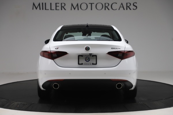 New 2019 Alfa Romeo Giulia Q4 for sale Sold at Rolls-Royce Motor Cars Greenwich in Greenwich CT 06830 6