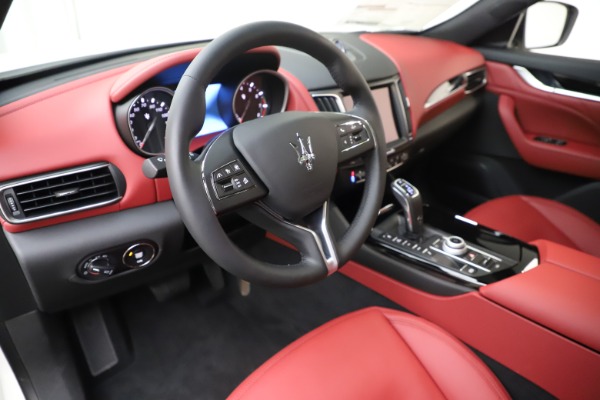 New 2019 Maserati Levante Q4 for sale Sold at Rolls-Royce Motor Cars Greenwich in Greenwich CT 06830 13
