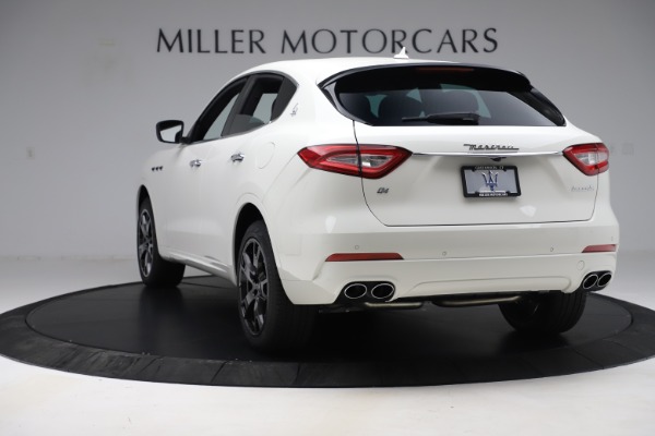 New 2019 Maserati Levante Q4 for sale Sold at Rolls-Royce Motor Cars Greenwich in Greenwich CT 06830 5
