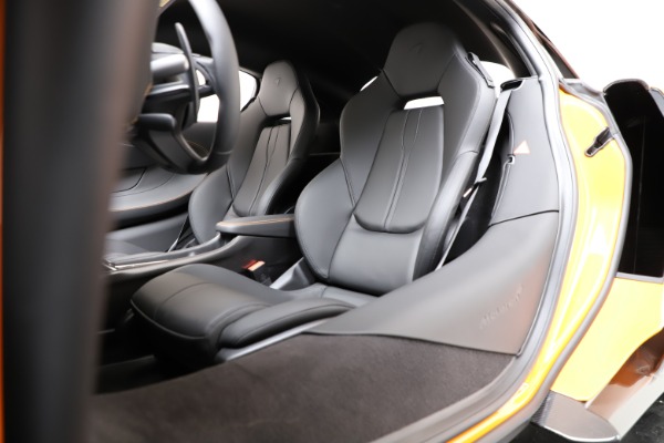 Used 2019 McLaren 600LT for sale Sold at Rolls-Royce Motor Cars Greenwich in Greenwich CT 06830 17