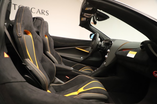 New 2020 McLaren 720S SPIDER Convertible for sale Sold at Rolls-Royce Motor Cars Greenwich in Greenwich CT 06830 25