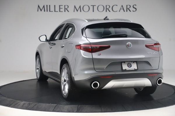 New 2019 Alfa Romeo Stelvio Ti Lusso Q4 for sale Sold at Rolls-Royce Motor Cars Greenwich in Greenwich CT 06830 5