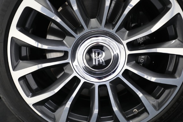 Used 2019 Rolls-Royce Dawn for sale $329,895 at Rolls-Royce Motor Cars Greenwich in Greenwich CT 06830 19