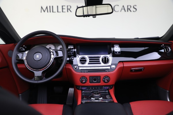 Used 2019 Rolls-Royce Dawn for sale $329,895 at Rolls-Royce Motor Cars Greenwich in Greenwich CT 06830 4