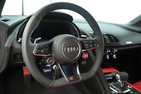 Used 2018 Audi R8 5.2 quattro V10 Plus for sale Sold at Rolls-Royce Motor Cars Greenwich in Greenwich CT 06830 21