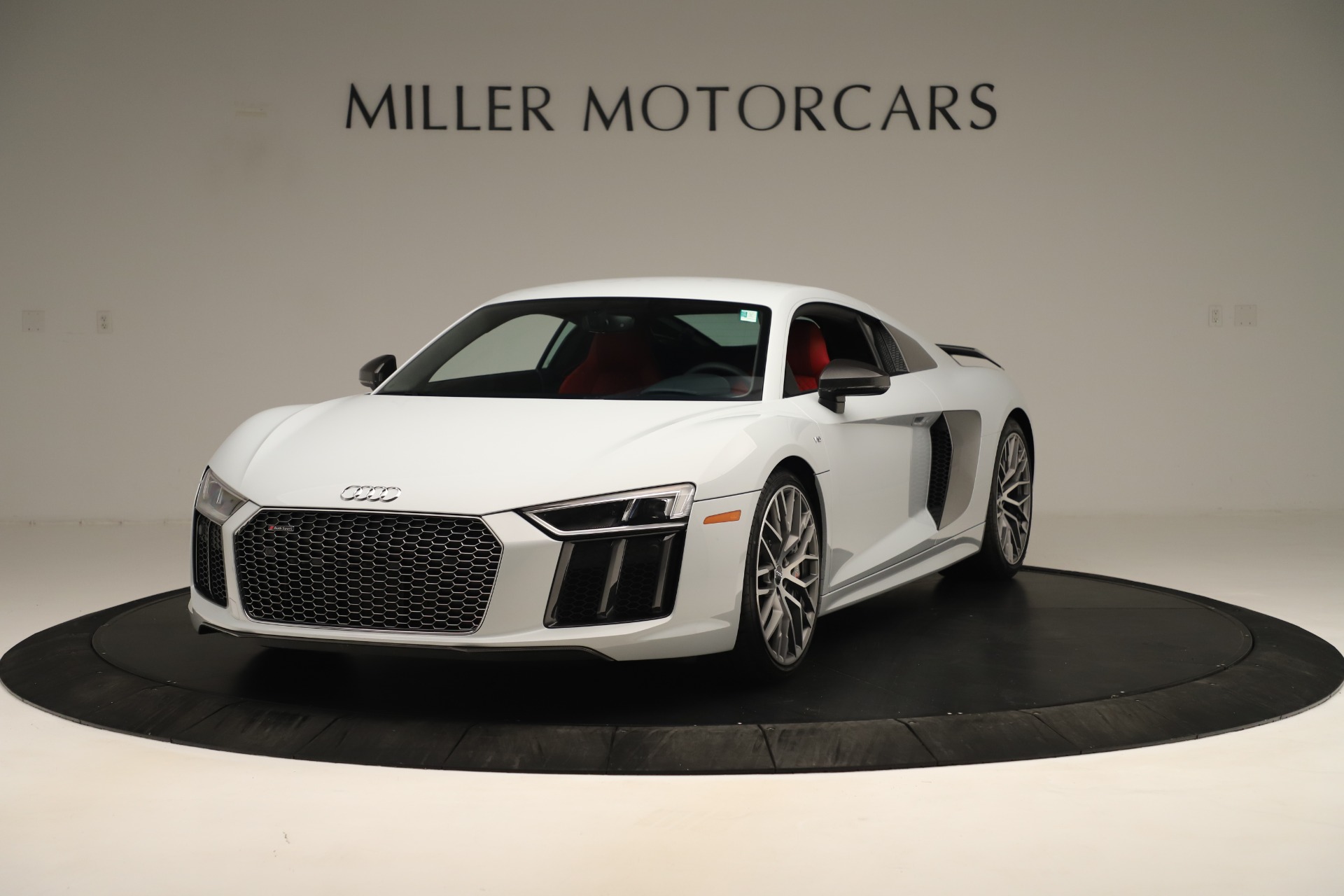 Used 2018 Audi R8 5.2 quattro V10 Plus for sale Sold at Rolls-Royce Motor Cars Greenwich in Greenwich CT 06830 1