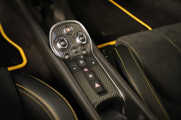 Used 2017 McLaren 570S for sale $156,900 at Rolls-Royce Motor Cars Greenwich in Greenwich CT 06830 19