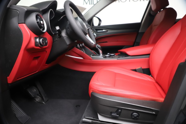 New 2019 Alfa Romeo Stelvio Ti Q4 for sale Sold at Rolls-Royce Motor Cars Greenwich in Greenwich CT 06830 14
