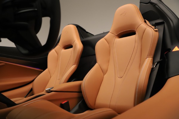 New 2020 McLaren 720S Spider for sale Sold at Rolls-Royce Motor Cars Greenwich in Greenwich CT 06830 16