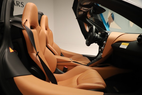 New 2020 McLaren 720S SPIDER Convertible for sale Sold at Rolls-Royce Motor Cars Greenwich in Greenwich CT 06830 24