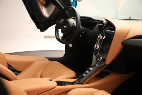 New 2020 McLaren 720S SPIDER Convertible for sale Sold at Rolls-Royce Motor Cars Greenwich in Greenwich CT 06830 25