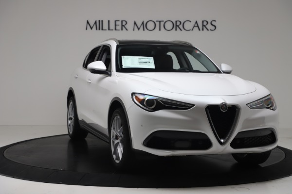 New 2019 Alfa Romeo Stelvio Ti Lusso Q4 for sale Sold at Rolls-Royce Motor Cars Greenwich in Greenwich CT 06830 11