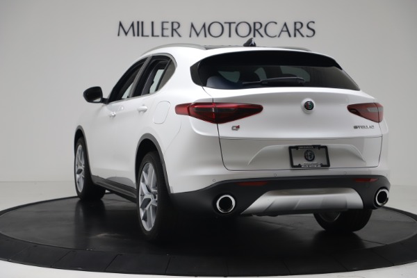 New 2019 Alfa Romeo Stelvio Ti Lusso Q4 for sale Sold at Rolls-Royce Motor Cars Greenwich in Greenwich CT 06830 5